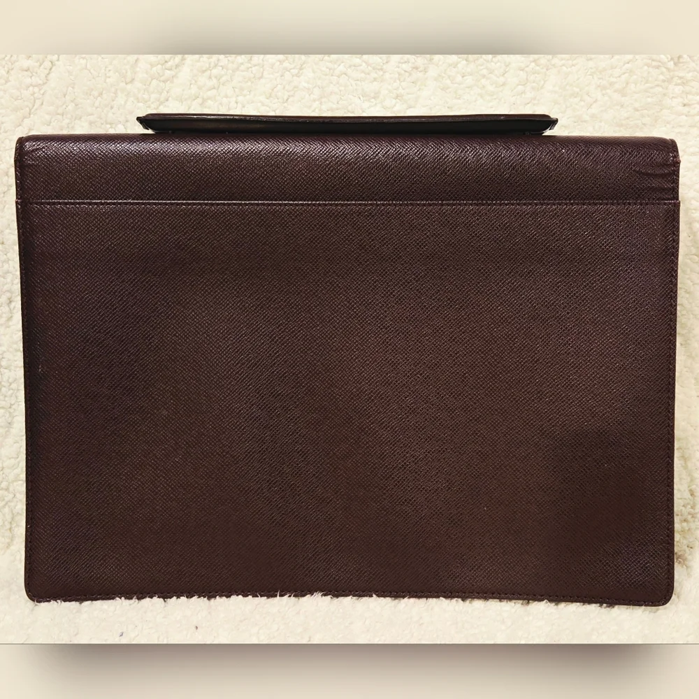 Louis Vuitton Burgundy Taiga Porte Document Angara Briefcase MB1022